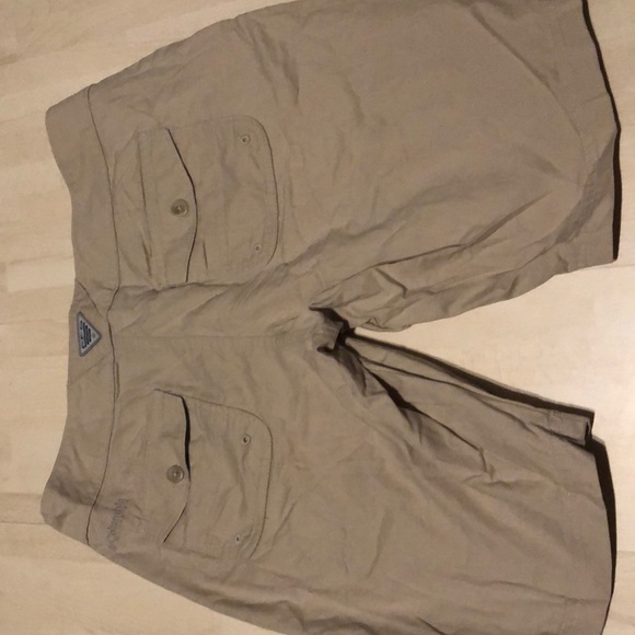 Columbia - Picture 2 of 4